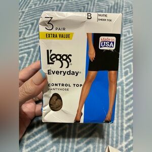 L'eggs Everyday Control Top Pantyhose - Nude Size B